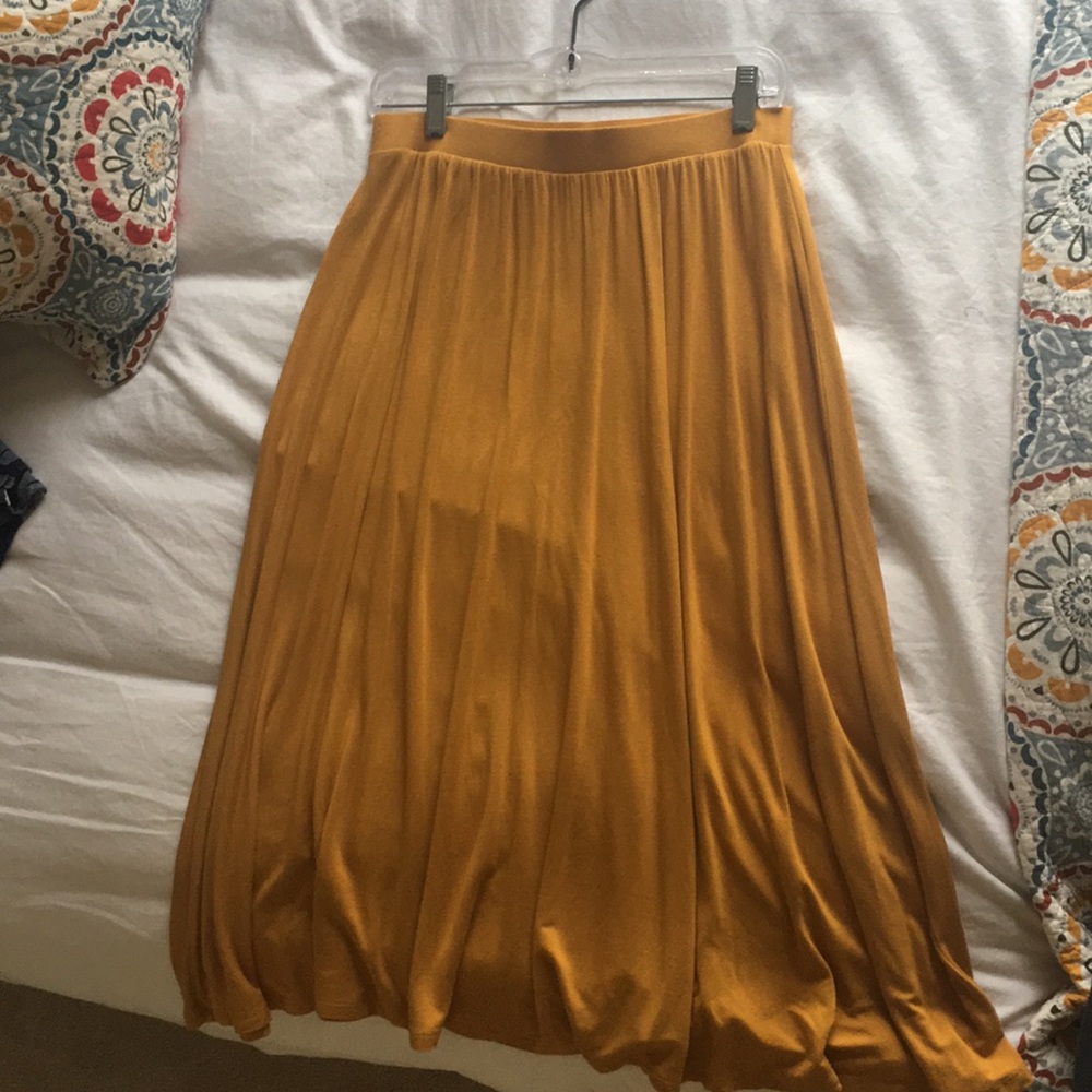 yellow maxi skirt